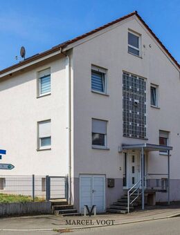 Seltene Gelegenheit: Großzügiges Ein- bis Zweifamilienhaus mit Garten und Garage - Wolfschlugen