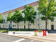 Komplett neu Saniert im Dachgeschoss mit Balkon - Leipzig