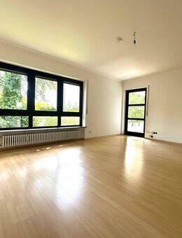 Den eigenen Geschmack verwirklichen! 4-Zimmer-Wohnung in bester Ortskernlage mit zwei Balkonen - Grünwald