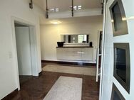 **Neuwertiges Zuhause** Repräsentatives Einfamilienwohnhaus mit Garage in Spangenberg - Spangenberg