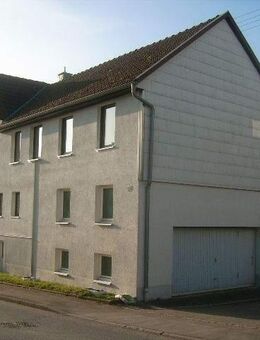 Zweifamilienhaus mit Doppelgarage und Stellplatz in Dornhan - Weiden! - Dornhan
