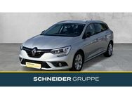 Renault Megane, Grandtour TCe 140 Limited, Jahr 2020 - Oederan