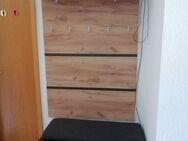 Garderobe (halbes Jahr alt) - Reutlingen