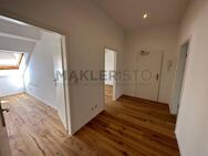 ***Komplett modernisiert, mit Aufzug und Tiefgarage - Exklusive 2-Raum Wohnung in Zentrumsnähe*** - Leipzig