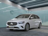 Mercedes B 180, PROGRESSIVE FLA WIDE SPIEGEL, Jahr 2022 - München