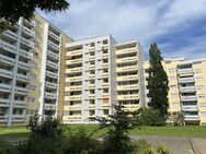 Sofort freie, modernisierte 3-Zimmer-Eigentumswohnung mit Südloggia und Ausblick! - Stuttgart