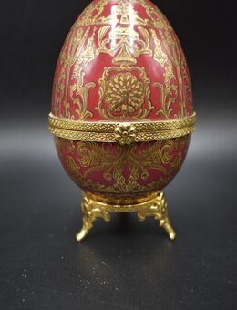 Ei-förmige Schmuck-Schatulle à la Fabergé - aufklappbar, edel! - München