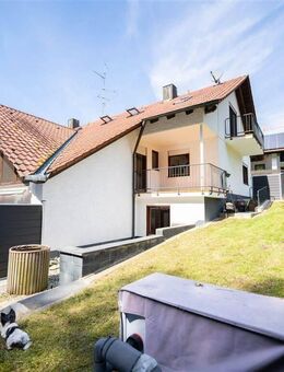 Familienidylle mit Einliegerwohnung und Pool in Tannhausen - Thannhausen