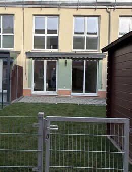 Stilvolles und hochwertiges Reihenmittelhaus für die ganze Familie - Feucht