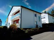 Zweibrücken - Ein - / bis Zweifamilienhaus mit innenliegendem Pool, Wintergarten und Garage - Zweibrücken