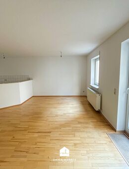 Gemütliche 2-Raumwohnung mit Terrasse im Ostviertel - Gera