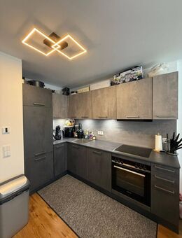 Herrliche 2-Zimmer-OG-Whg Nr. 30 mit 2 Balkonen und Marken-EBK! - München