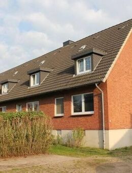 Gemütliche 1-Zimmer-Dachgeschosswohnung in ruhiger Wohnlage! - Großenwiehe