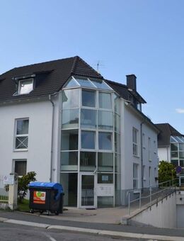 2-Zimmer Wohnung mit Balkon, Tiefgaragenstellplatz, UNI-Nähe - Freiberg