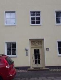 Blick in Grüne - Zentrale 1-Zimmer-Wohnung mit Balkon - Bonn