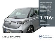 VW ID.BUZZ, Pro 150kW, Jahr 2023 - Düsseldorf