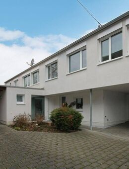 Modernes Einfamilienhaus in massiver Holzbauweise - Lingenfeld