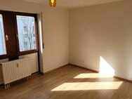 Lörrach-Stetten: Sonnige 1 Zimmer-Wohnung (saniert) mit TG, direkt an der Grenze - Lörrach