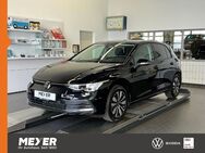 VW Golf, 1.5 VIII MOVE eTSI, Jahr 2023 - Tostedt