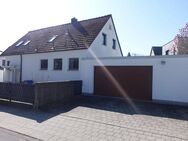 Großzügiges 2 Familienhaus in begehrter Lage von Fürth-Oberfürberg - Fürth