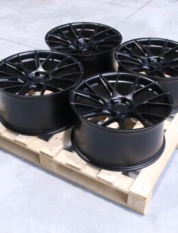 Set-JR#185 – Japan Racing JR42 Felgenset - Neuhaus (Inn)