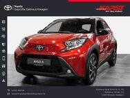 Toyota Aygo, 1.0 l X Team D, Jahr 2022 - Bergisch Gladbach