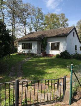 1727 m² Grundstück mit Einfamilienhaus, altem Baumbestand sowie Teich - Bremen