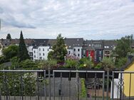 Außergewöhnliche 3,5-Zimmer-Maisonette-Wohnung im Dachgeschoss mit Terrasse - Mülheim (Ruhr)