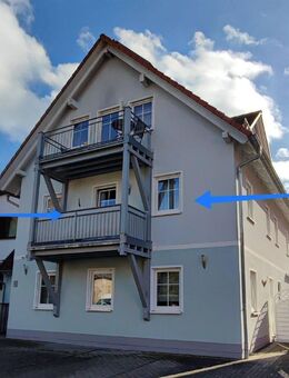 **Attraktive 4-Zi. ETW, 1 OG, mit Balkon und zwei Stellplätzen, Stadt Kronach** - Kronach