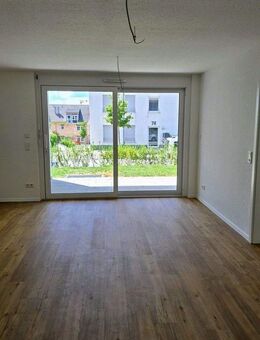 Helle, moderne 2-Zimmer-Neubauwohnung mit Garten - Renningen