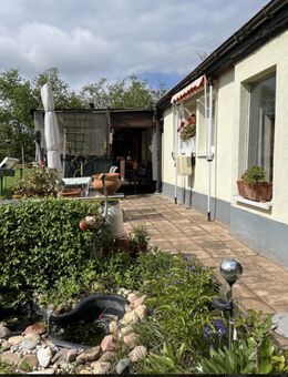 Freizeitgrundstück / Garten mit 2x Gartenhaus und Nebengelass in 06722 Wetterzeube - Wetterzeube