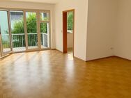 Charmante 1-Zimmer-Wohnung im Grünen mit Süd-/Westbalkon - Neufahrn (Freising)