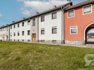 Gemütliche 2-Zi-EG-Eigentumswohnung mit Garage in Maxhütte-Haidhof - Für Kapitalanleger oder Singles - Maxhütte-Haidhof