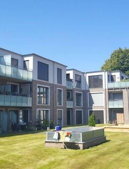 Neuwertige Dachgeschosswohung in City-Lage - Itzehoe