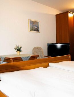 Top-Investment: Café, Apartments & TG-Stellplatz - Teil- oder Gesamtkauf möglich! - Bad Rothenfelde