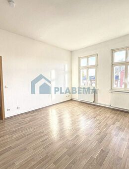 3- Zimmer- Wohnung mit Einbauküche, Tageslichtbad und Garten zu vermieten - Parchim