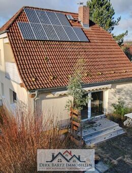 Einfamilienhaus mit Doppelgarage in ruhiger Lage in Hanshagen. - Hanshagen