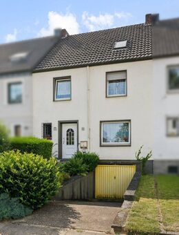 Viersen: Großzügiges Zweifamilienhaus mit ausgebautem Studio - Viersen