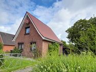 Hübsches Einfamilienhaus mit Garage und separatem Bauplatz in idyllischer Lage in Berne Warfleth - Berne