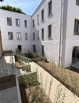 Weißensee: ERSTBEZUG im TOWNHOUSE - 2025: 5-Zi, 4 Etagen, TERRASSE + GARTEN - Berlin