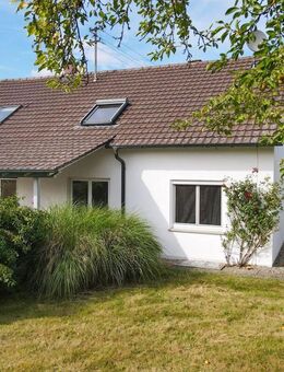 Attraktives Familienhaus ... mit großem Garten . traumhafte Lage . nähe Biberach - Attenweiler