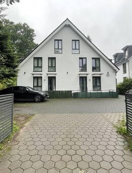 Charmante Maisonette mit hochwertiger Ausstattung & Terrasse in Wellingsbüttel - Hamburg