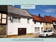 Haus zum kleinen Preis! Sanierungsbedürftiges Stadthaus mit Garage + kleinem Innenhof. - Wegeleben