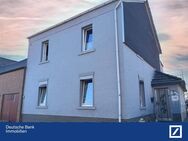 Familiendomizil mit Potenzial und großen Garten - Wassenberg