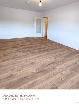 *** Voll möbeliertes 1-Zimmer-Apartment mit Garagenstellplatz *** - Landau (Isar)
