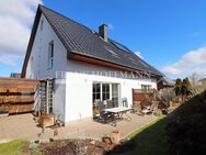 Einfamilienhaus mit Einliegerwohnung in Henstedt-Ulzburg - Henstedt-Ulzburg