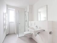 2-Zimmer-Penthouse mit Dachterrasse, lichtdurchfluteten Räumen und moderner Einbauküche - Frankfurt (Main)