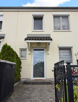 URBAN & NATURNAH - MODERNES REIHENMITTELHAUS MIT GARTEN, TOP ENERGIEEFFIZIENZ & AUßENSTELLPLATZ - Berlin