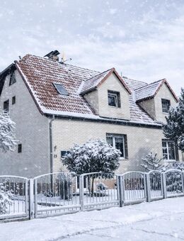 Hochwertig ausgestattete Doppelhaushälfte mit schönem Garten und bester Lage - Rathenow