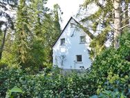 TOP-LAGE LAUFAMHOLZ: SAN.-BEDÜRFTIGES EFH MIT GARAGE IN RUHIGER ZENTRALER LAGE NAHE ORTSMITTE - Nürnberg